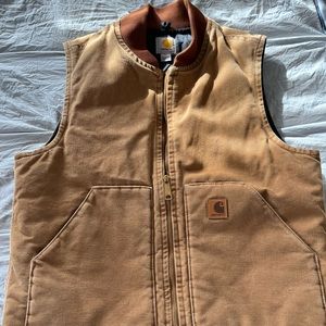 Mens Carhartt vest -Size medium - good condition